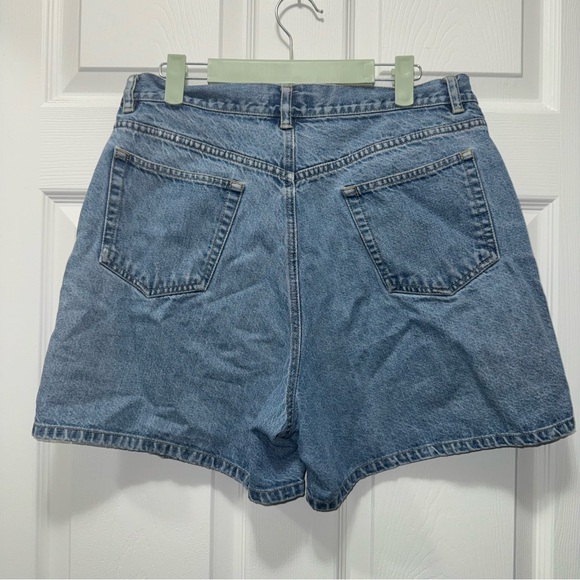 Y2K Liz Claiborne Denim Shorts Mom Style Loose Fit Size 14 - Picture 2 of 2